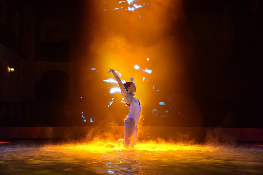 创新bmwx7专属交车仪式,创新bmwx7