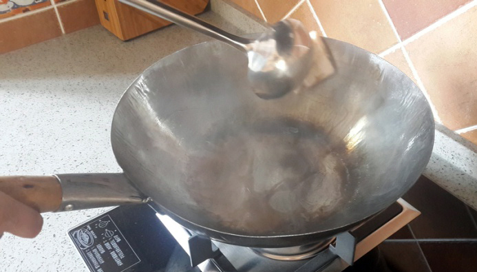 陈枝记铁锅和炊大皇哪个好,陈枝记和苏泊尔