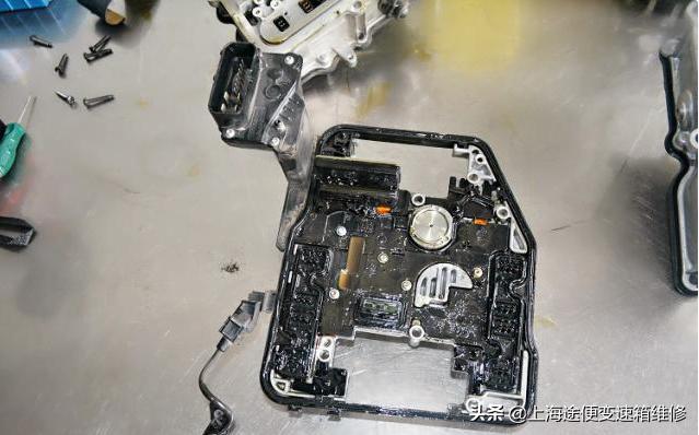 朗逸变速箱故障,大众朗逸变速箱电脑板故障现象