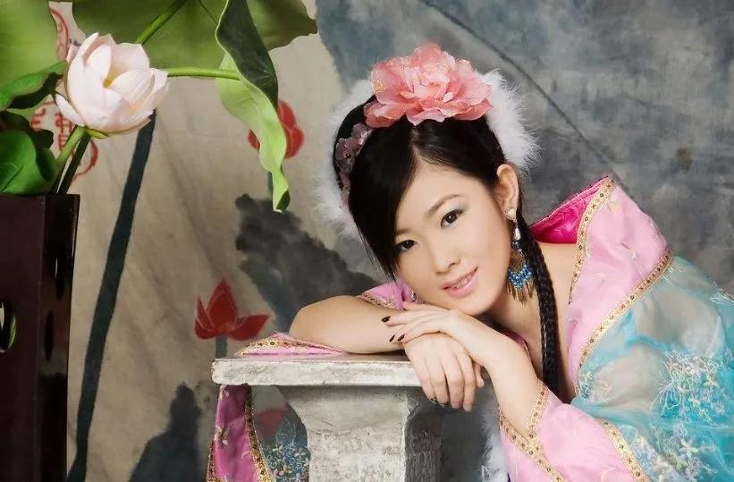 董贞古风纯音乐,从董贞到锦鲤抄古风音乐