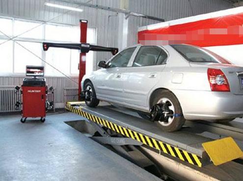 车做了四轮定位还是跑偏怎样调整,汽车向右跑偏四轮定位不能解决