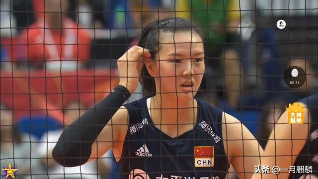 中国女排首先融入男排战术,中国女排严格的训练都有哪些