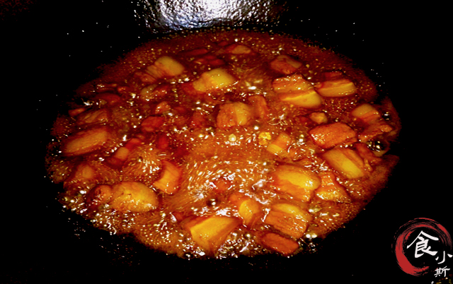 红烧肉做好不入味的补救方法,红烧肉炖土豆什么时候放盐