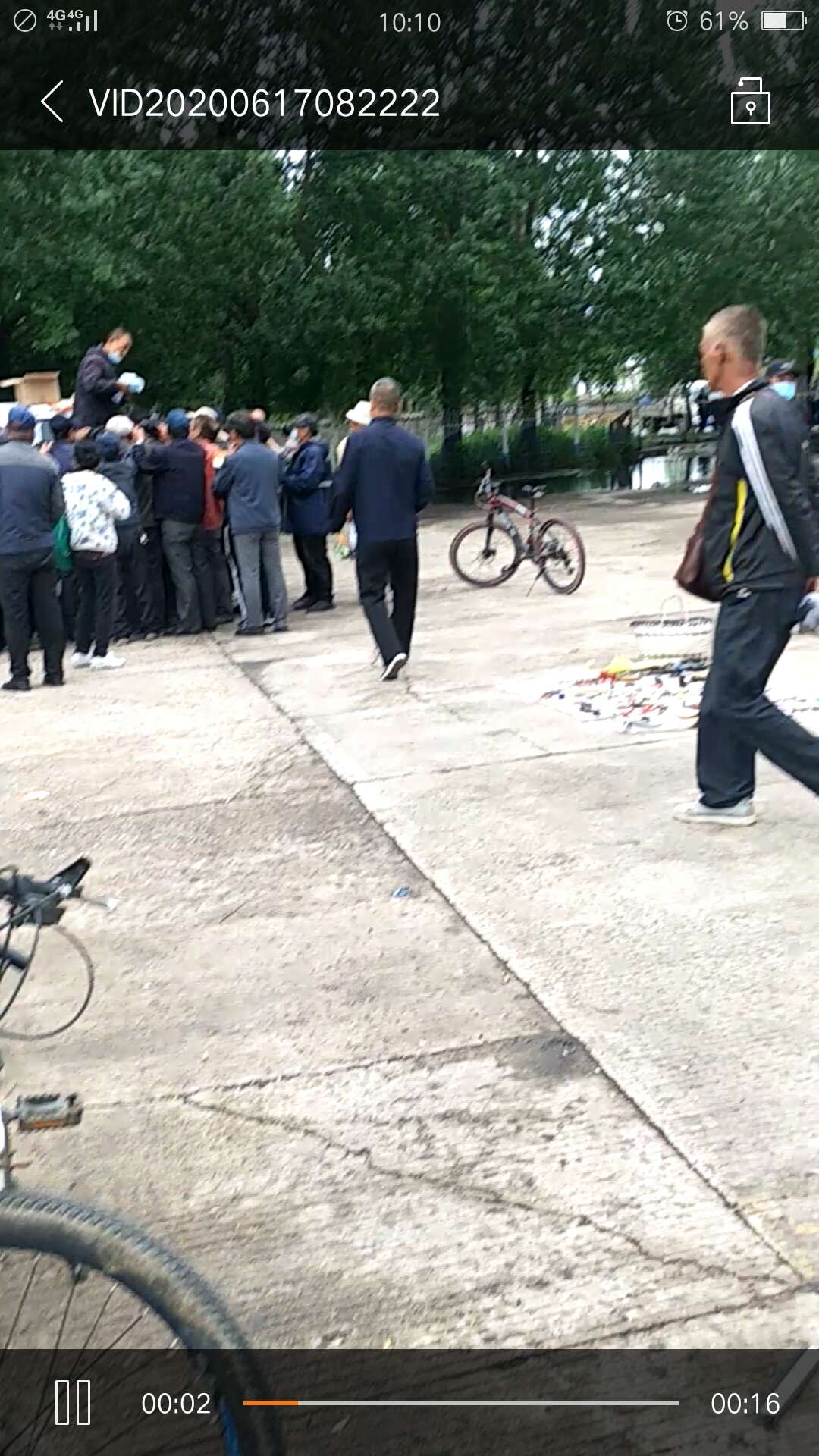 摆地摊只卖一个产品怎么卖,摆地摊卖东西怎么才能卖的好