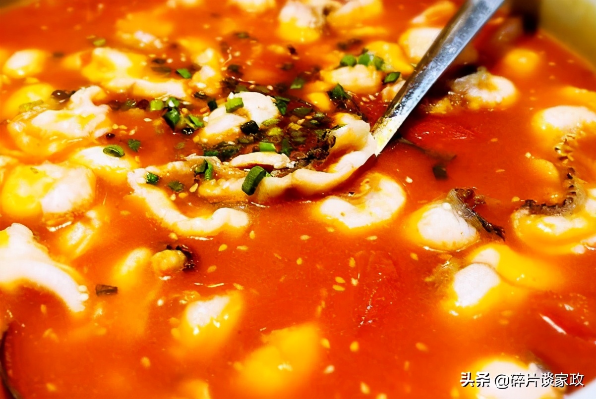 冬季养生必吃番茄鱼，开胃美味又营养，鱼肉全家都爱吃