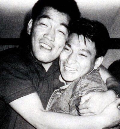 创大拇指和“老二”学说，屹立40年不倒，资助过很多明星，是谁