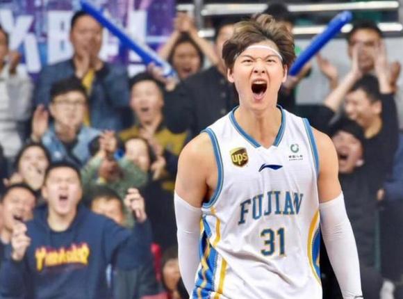 福建男篮王哲林选秀,王哲林力邀陈林坚加盟