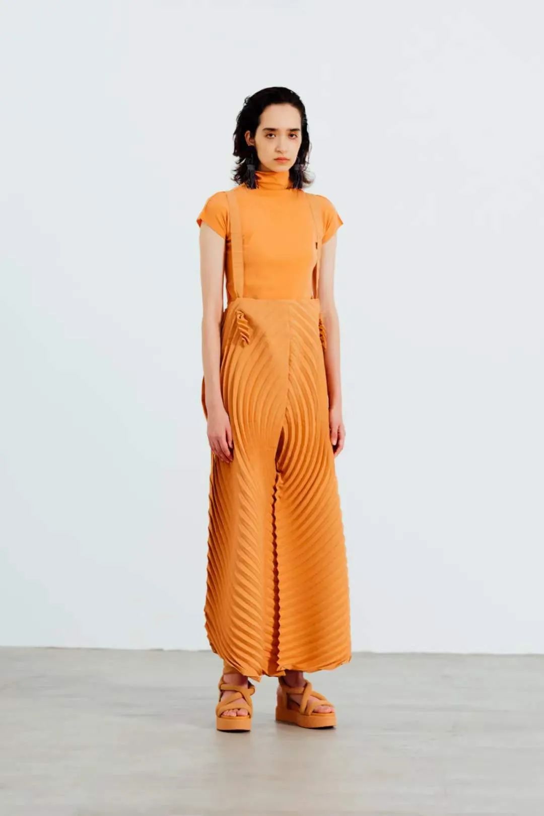 三宅一生——褶皱里的世界「北京新易设计坊」