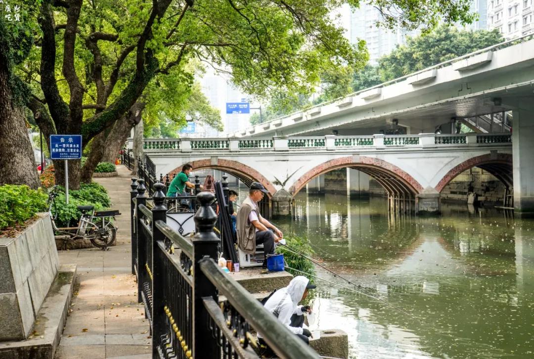 疫情下的麦当劳啥样,疫情过后麦当劳该长啥样