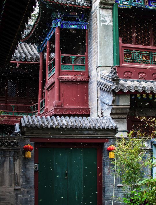 老北京胡同里探秘,探访老北京胡同有意外发现