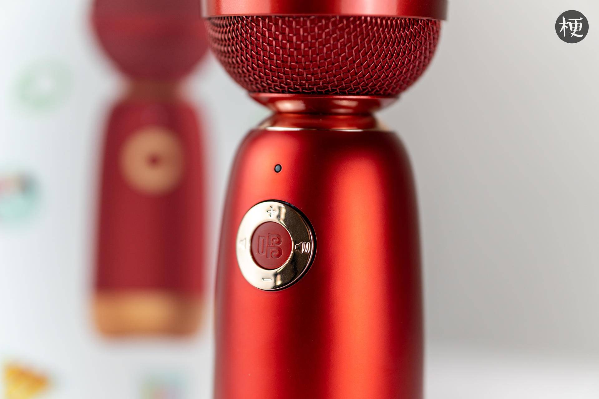 麦克风小巨蛋版本对比,小巨蛋麦克风真的好吗