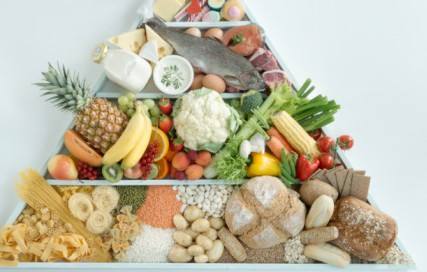 孕晚期腿脚肿得厉害是怎么回事,孕晚期肿成猪头