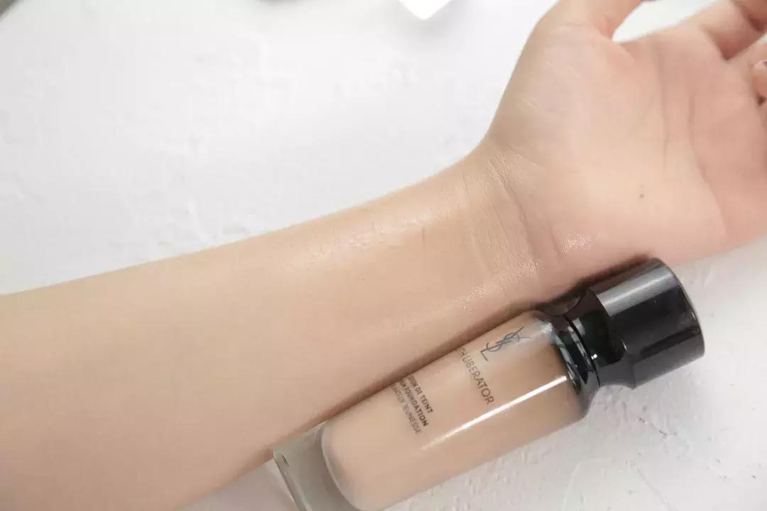 推荐8款适合干皮的粉底液,迪奥最贵粉底液