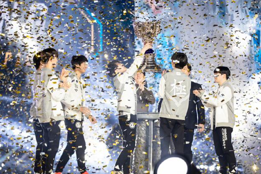 电竞圈遭饭圈*破爆**？前LPL选手被改编成玛丽苏女主，腾讯下场护短