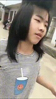 兄弟家吃饭嫂子做饭的样子真美,去嫂子家吃饭尝尝侄子的手艺