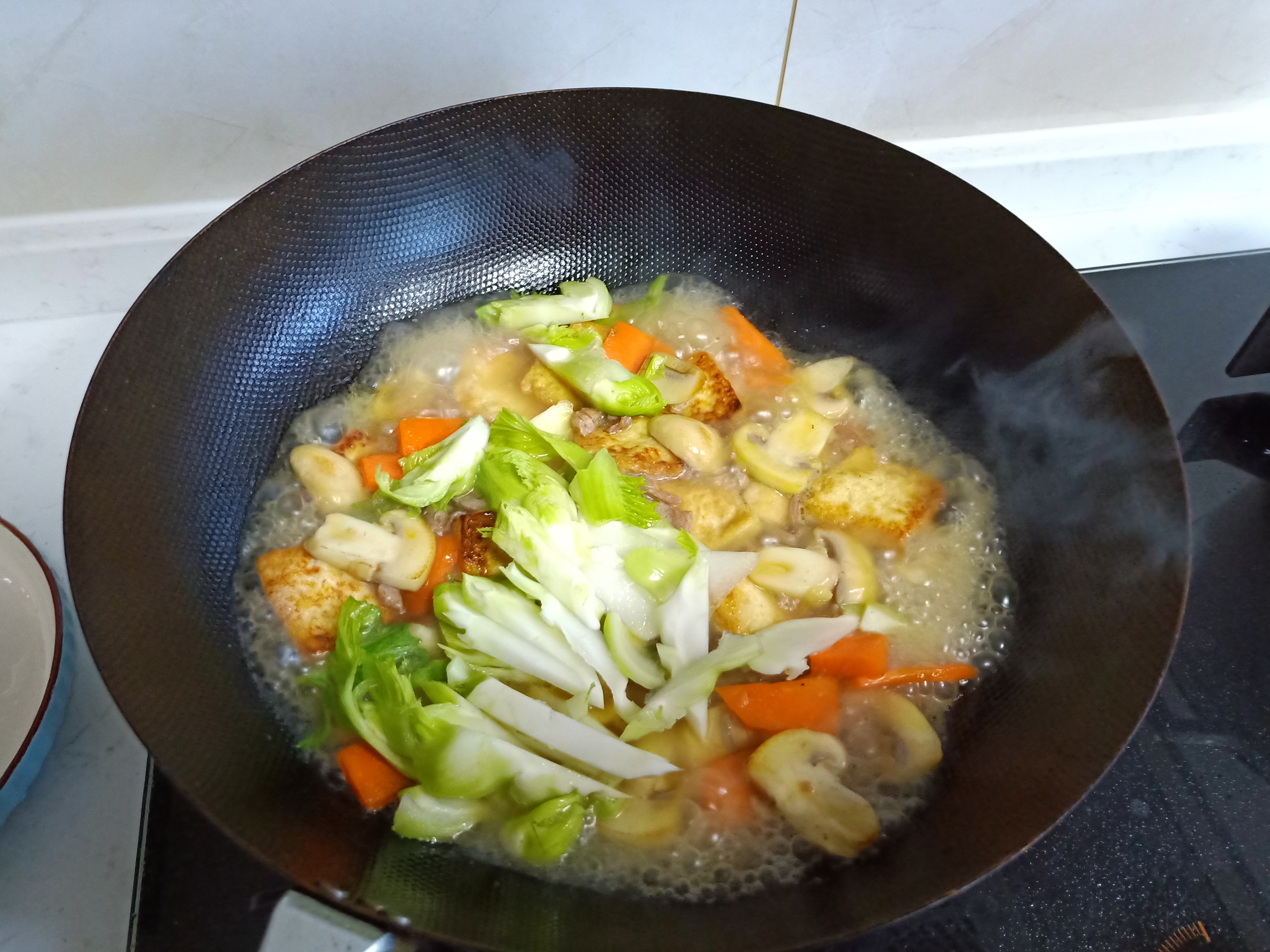 铁锅做饭如何炒才好吃,什么铁锅炒的菜香脆不粘锅