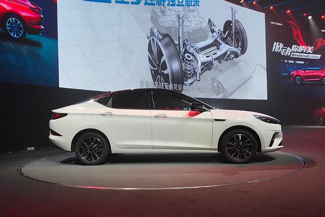 预售848万起江淮嘉悦a5,全新掀背运动轿车实拍江淮嘉悦a5