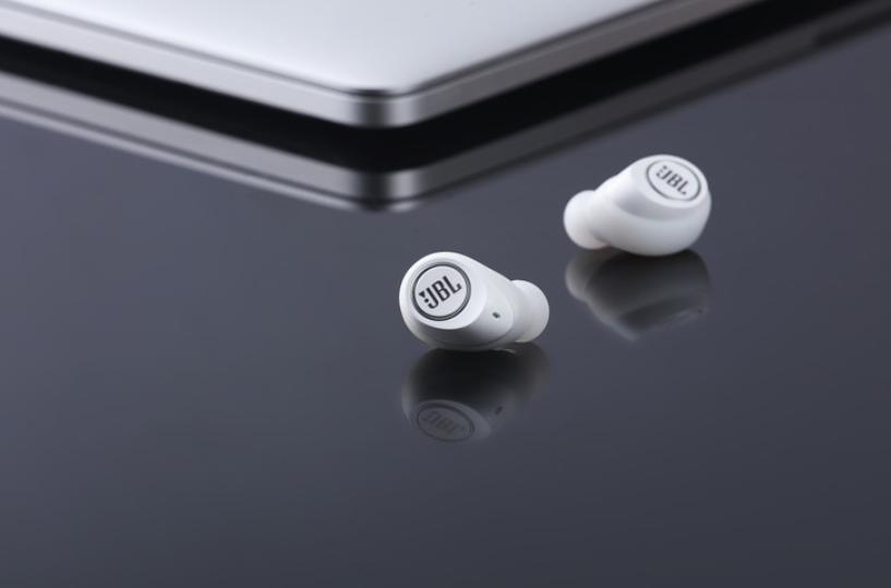 realme无线耳机和oppo耳机,无线耳机哪个牌子性价比最高