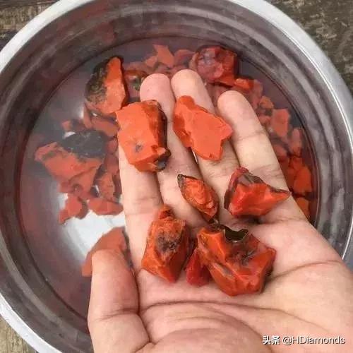 央视打假珠宝奸商——3大*局骗**，4种小伎俩，提醒消费者谨慎购买