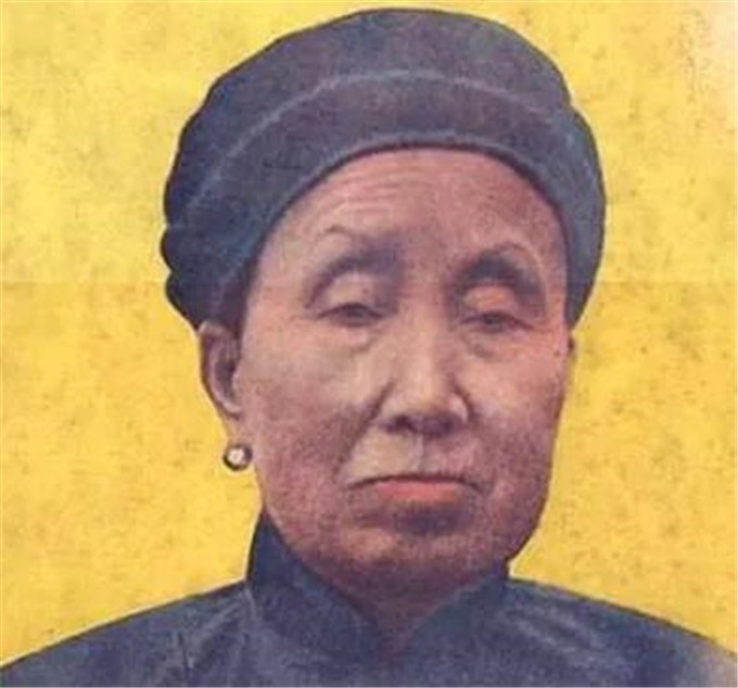 双枪老太婆结局如何？周总理希望刀下留人，毛主席嘱托善待其家属