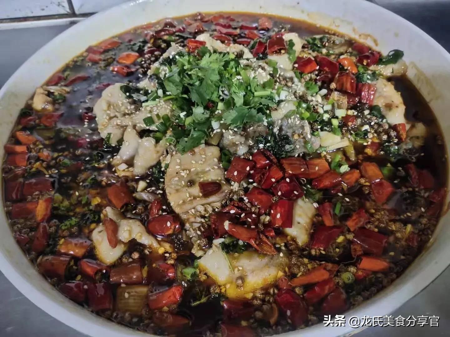 火锅鱿鱼炒鸡正宗做法,沂蒙山炒鸡火锅正宗做法