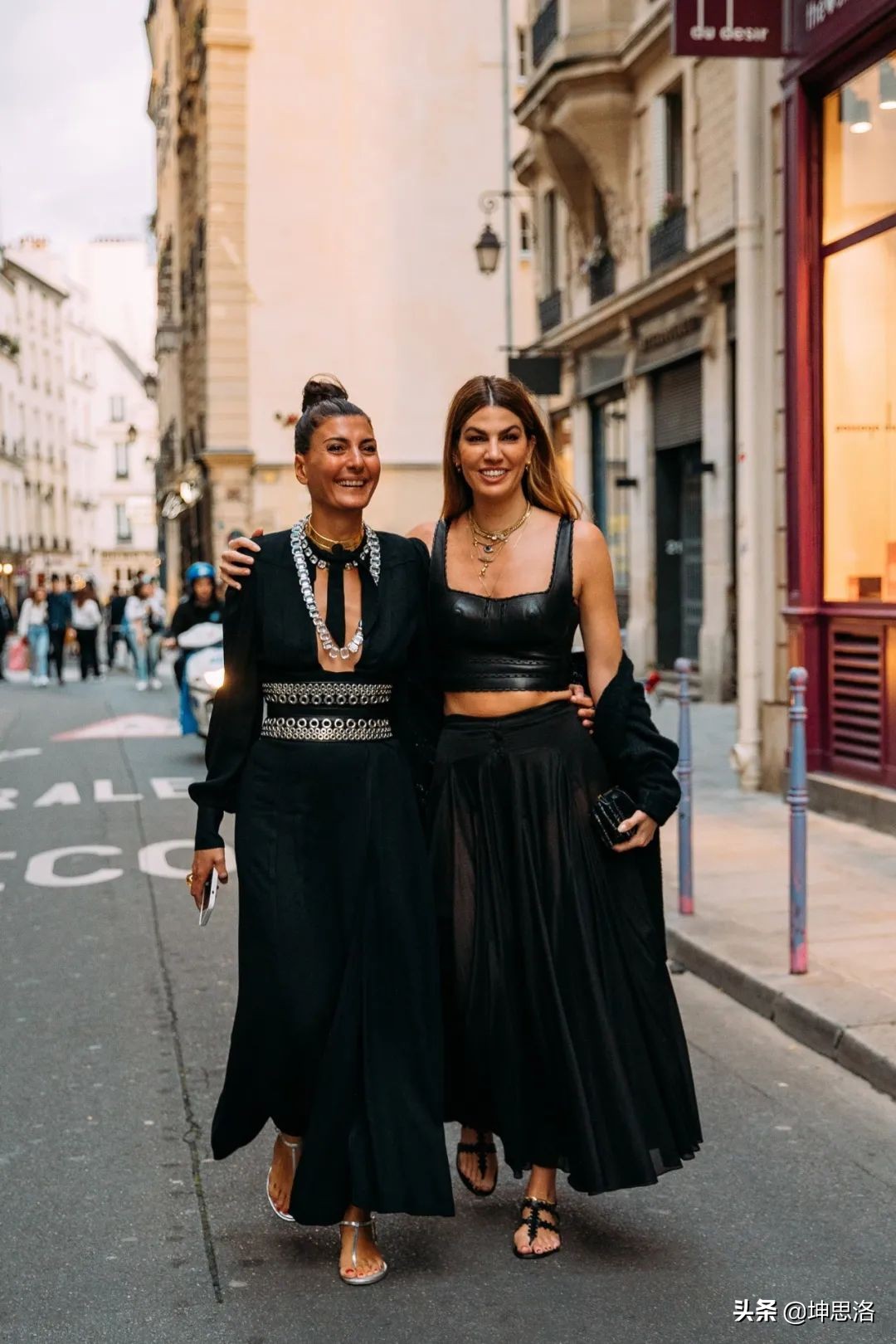 巴黎时装周的最佳街头穿搭风格,2020春夏时装周穿搭灵感指南