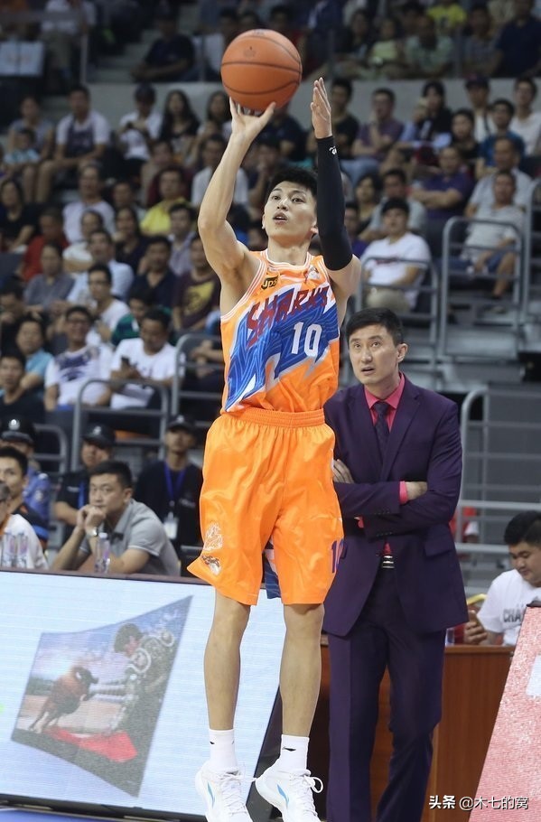 cba球衣每年一样吗,cba球衣历史