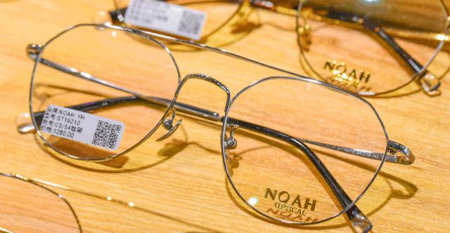 送镜框配镜,送镜框眼镜店