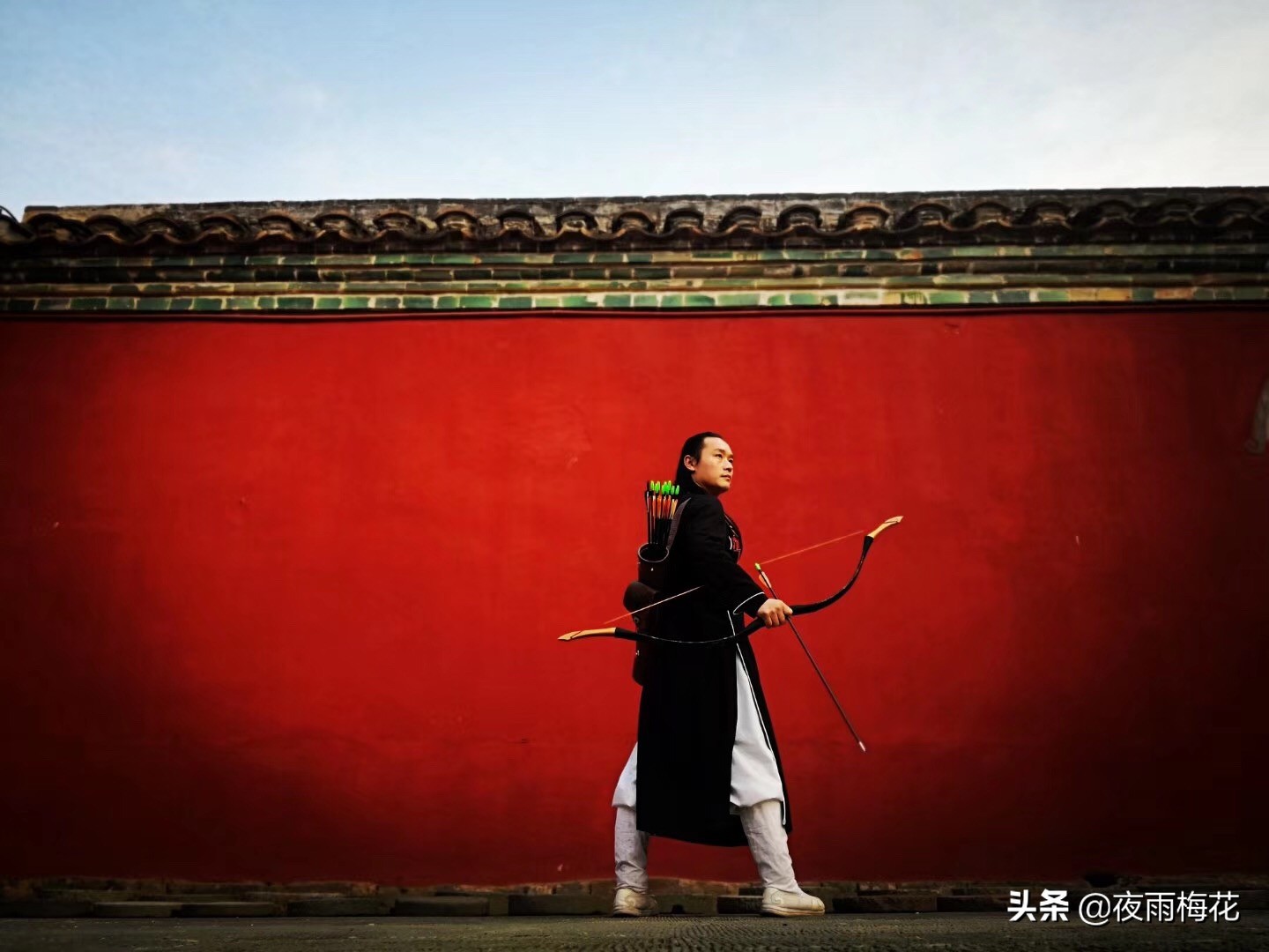 这个暑假你想学36路腿法、古琴、打坐，凌云云学堂在武当山开启