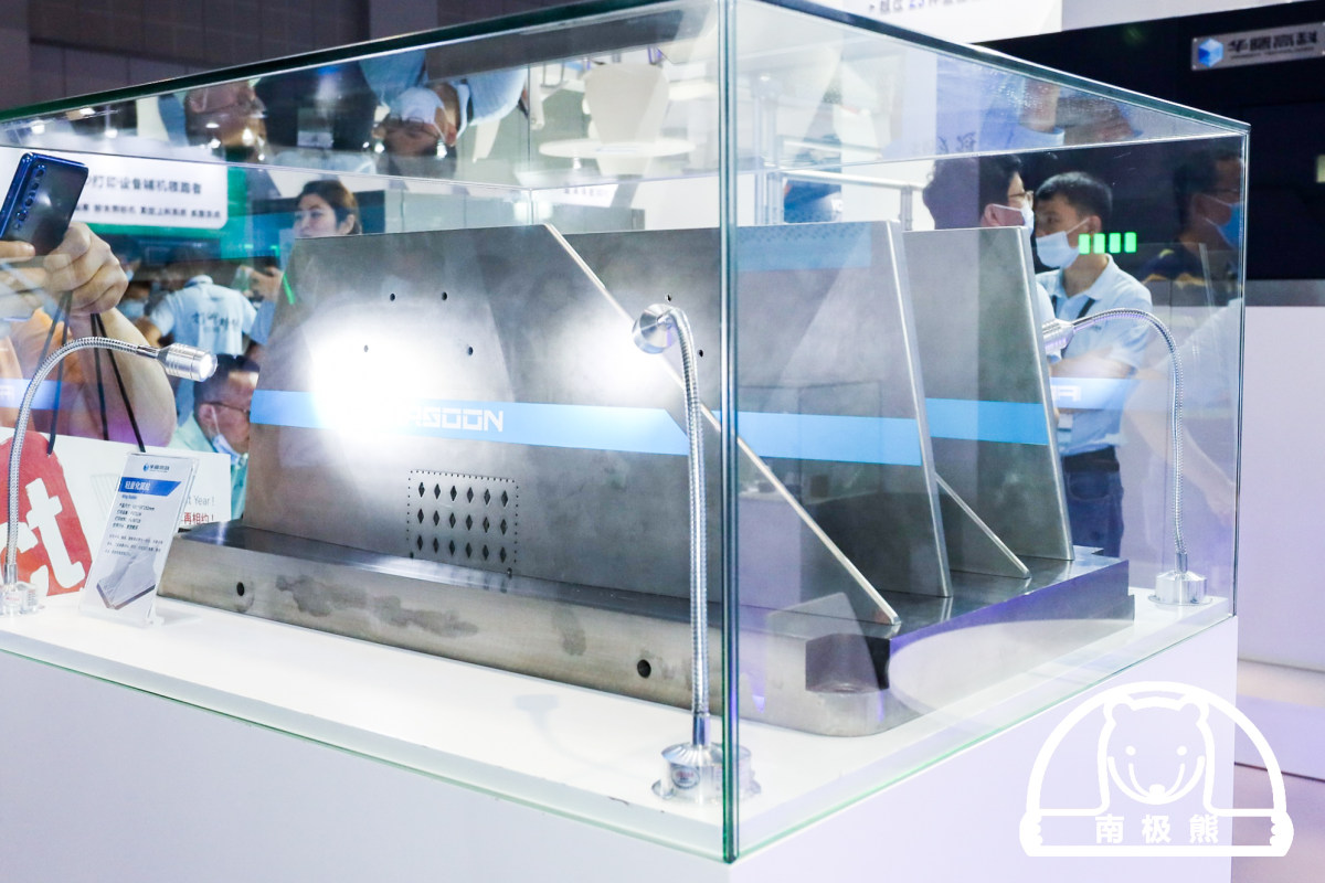 华曙高科3d打印激光光源,华曙高科尼龙3d打印设备