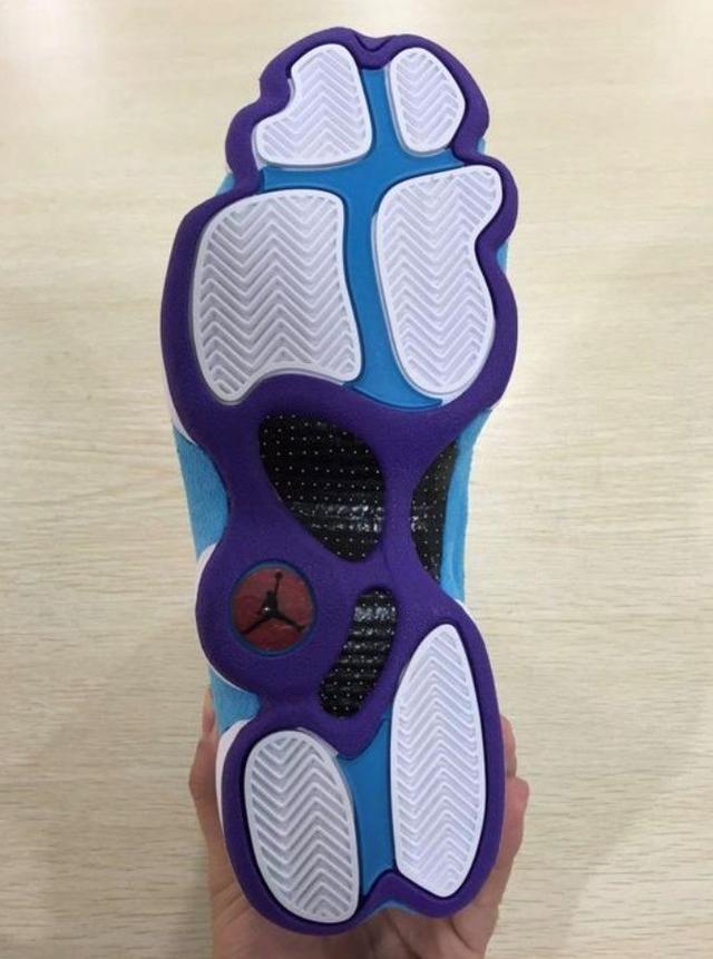 如何鉴定aj的鞋,aj的二维码鉴定