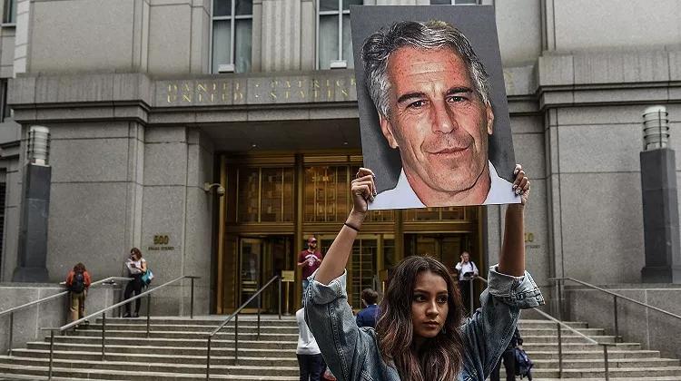 维密超模性侵事件,维密超模为什么被全民炮轰