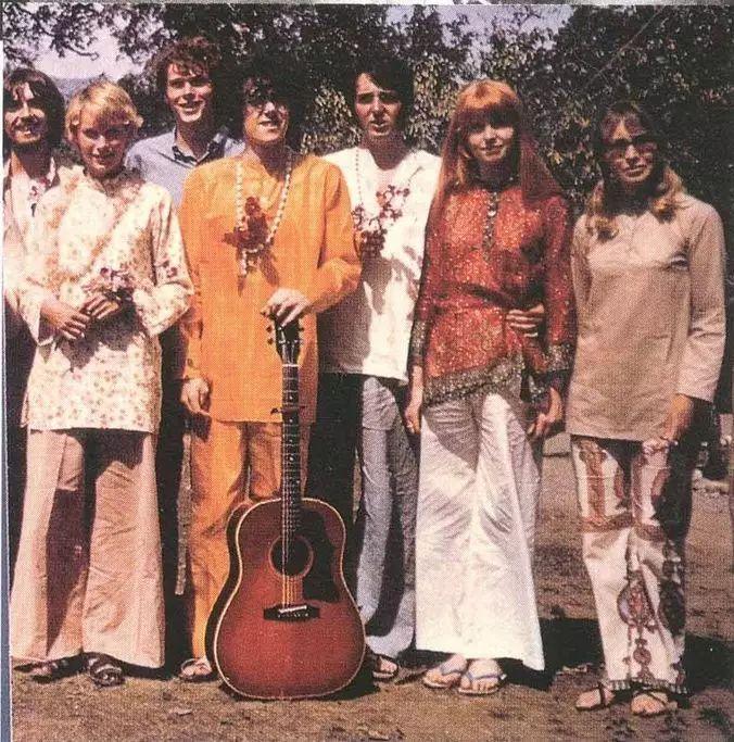 iu德鲁纳酒店换装,iu变装游戏视频