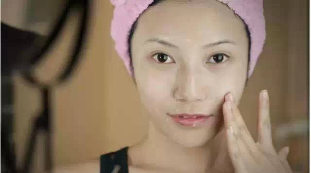 这才是真正的贴面膜,怎么贴敷面膜才是正确的