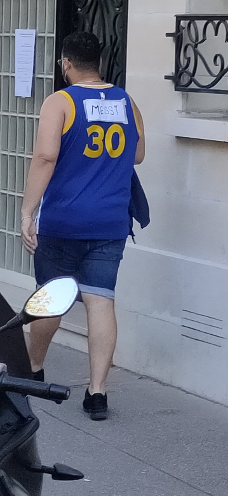 库里改梅西球衣,库里球衣改梅西