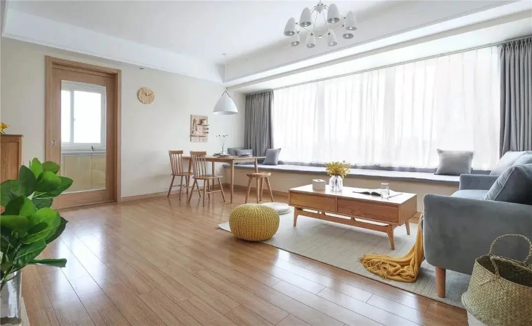 餐厅太小怎么设计节省地方,餐厅小了怎么设计卡座