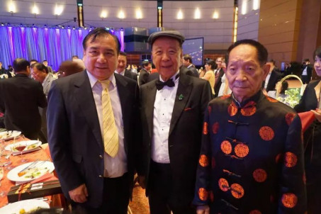 北京法拉利车牌a00001,中国首辆法拉利00001值多少钱