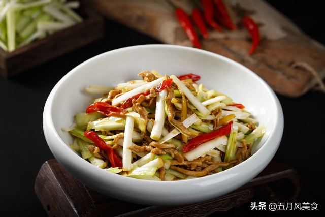 葱的十种最佳吃法,葱的食用方法大全