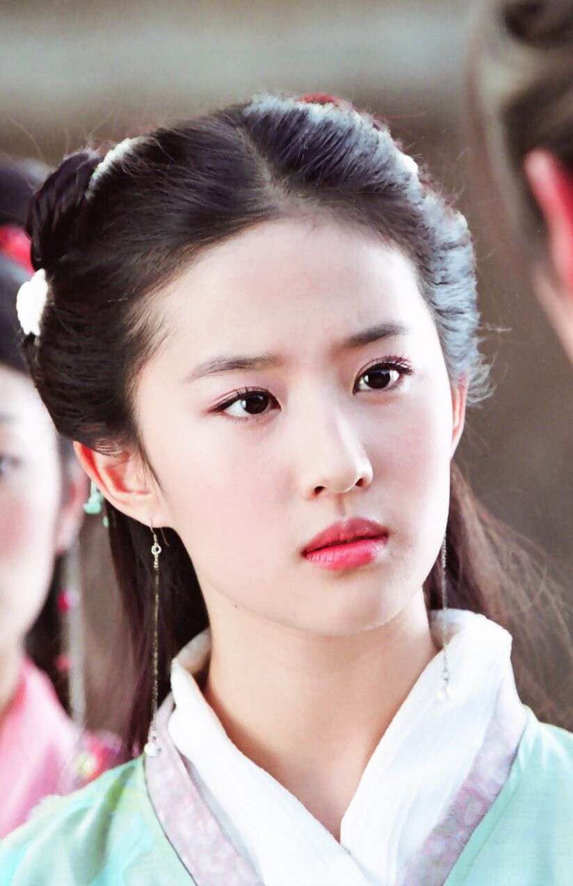 刘亦菲杨幂合作的电视剧,盘点刘亦菲演过的八部影视作品