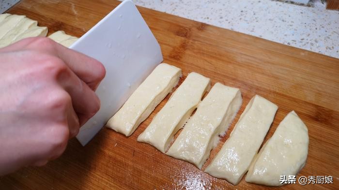 安琪酵母炸油条窍门不用鸡蛋,炸油条用油条膨松剂还放鸡蛋吗