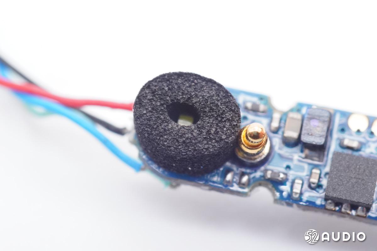 降噪真无线耳机jbl,轻量化监听耳机