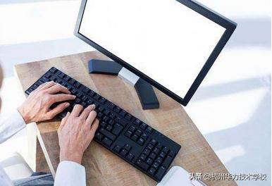 电脑白屏怎么快速修复,电脑开机出现白屏如何修复