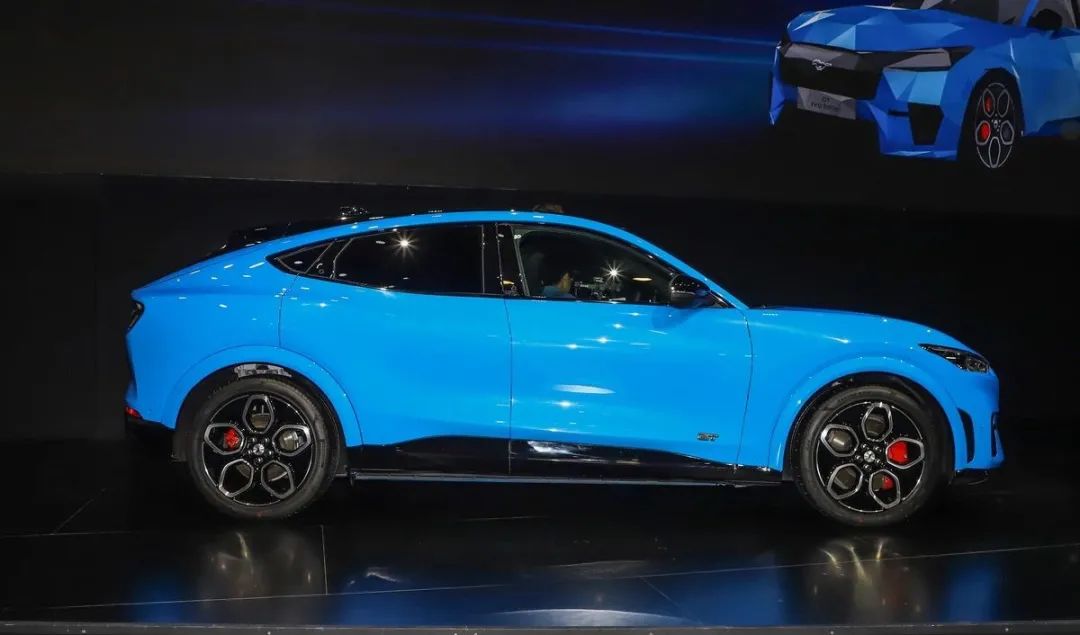 上海车展坦克共几款车,上海车展最便宜敞篷车