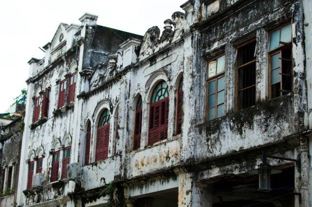 景色不输东南亚,美食百元吃到撑,这座滨海小城冬季正好最迷人