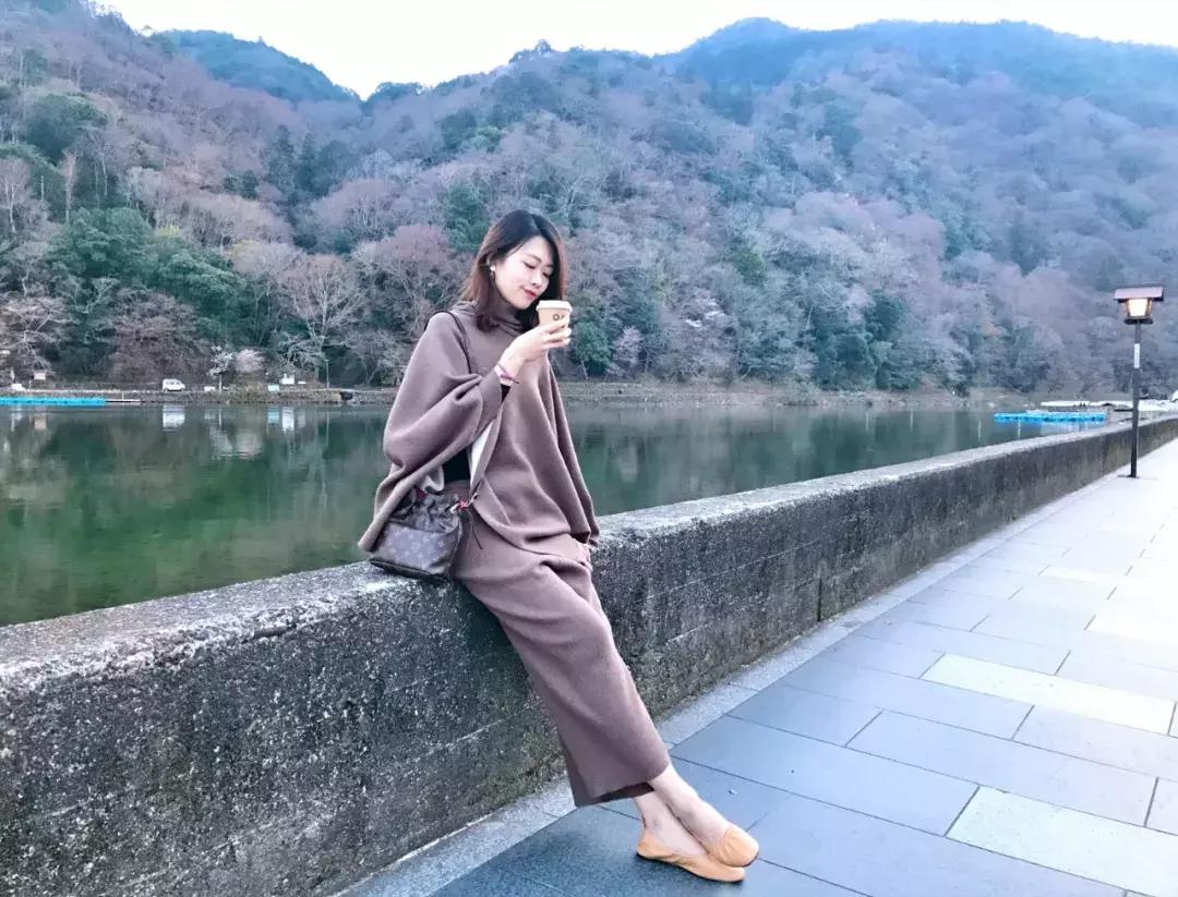 买lv的真实感受,lv买真的划算还是假的划算