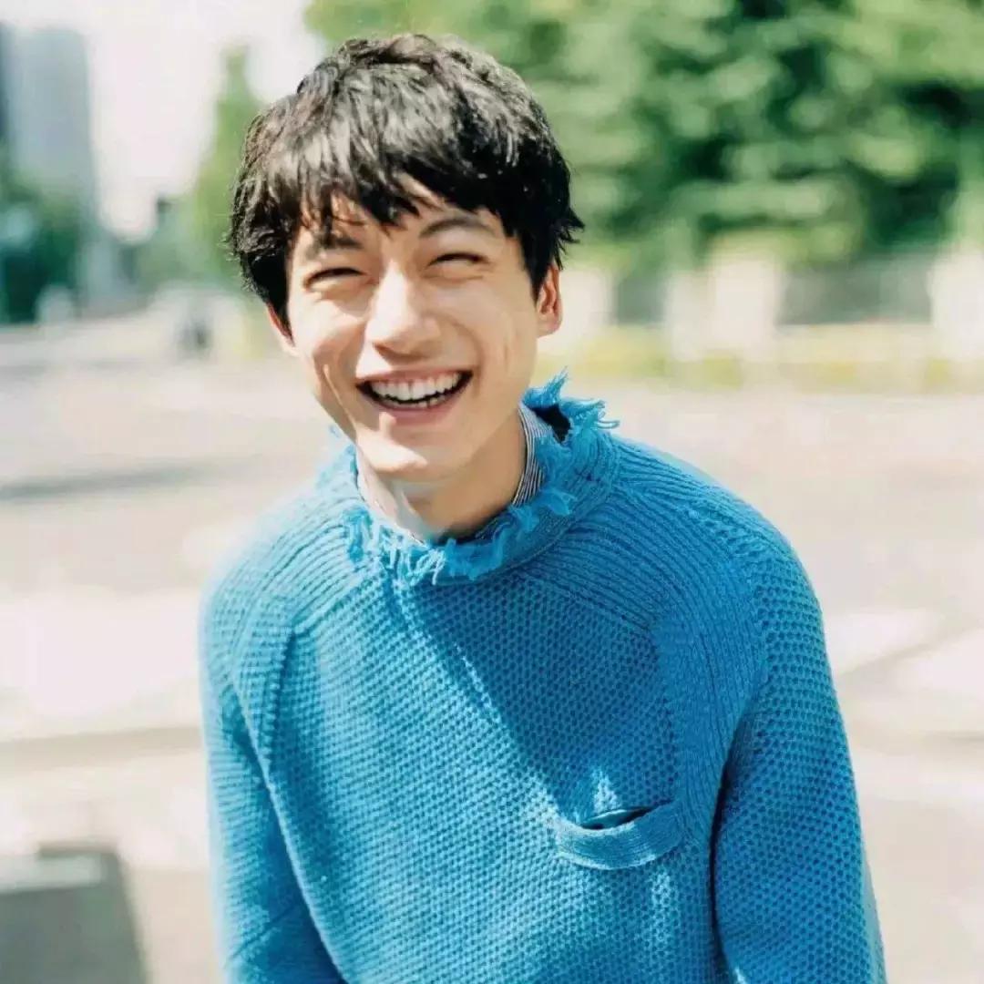 夏天清爽的男生,夏天清新日系男生