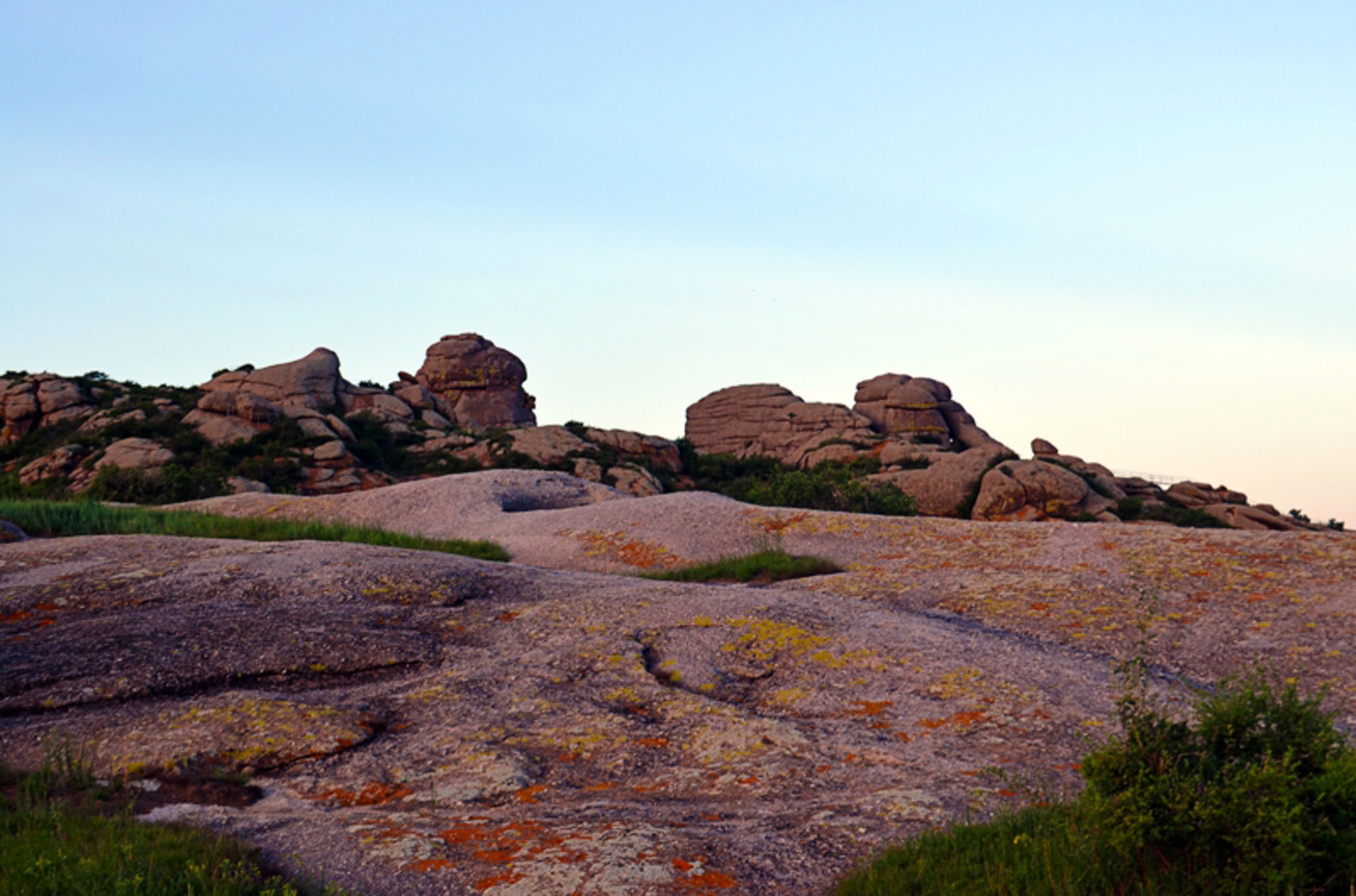 乌珠穆沁草原狼图腾,狼图腾草原魂歌曲