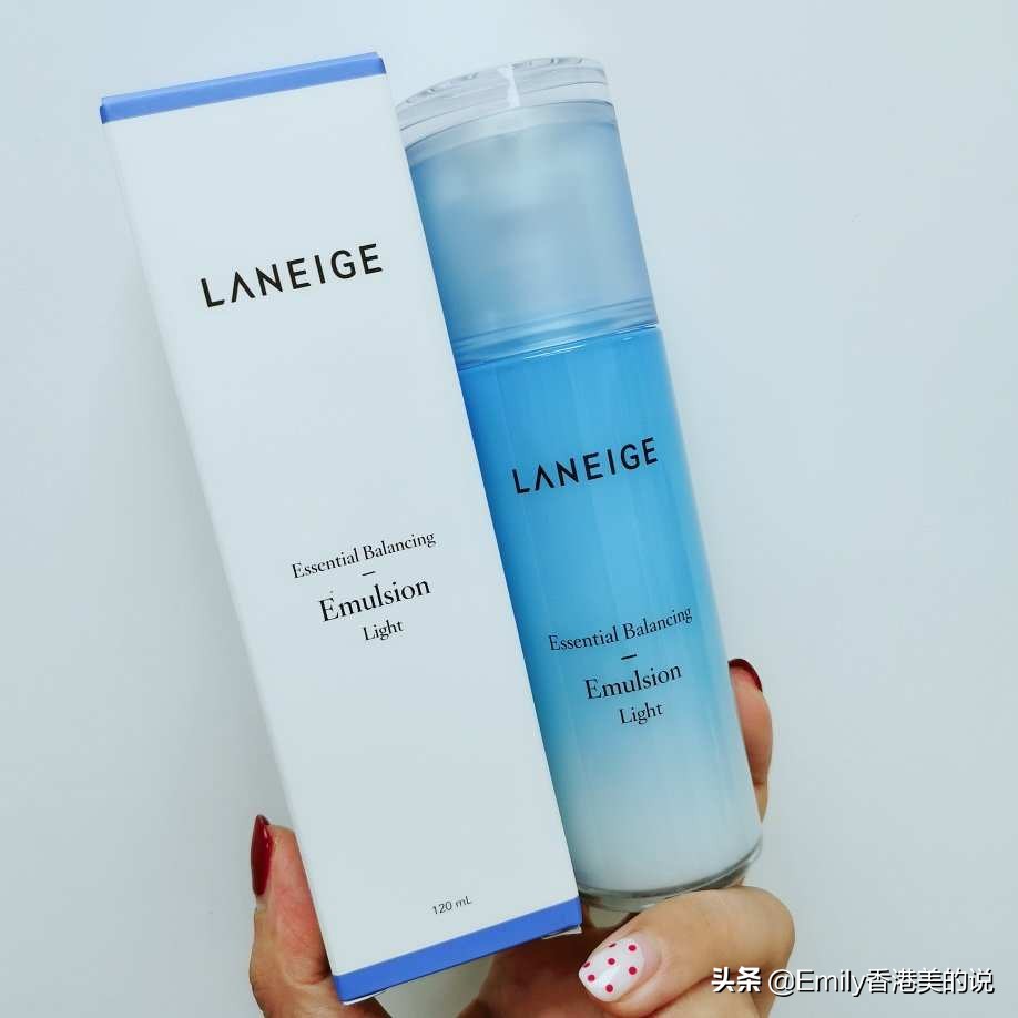 换季敏感时期，不同的肤质选择合适水乳不踩雷