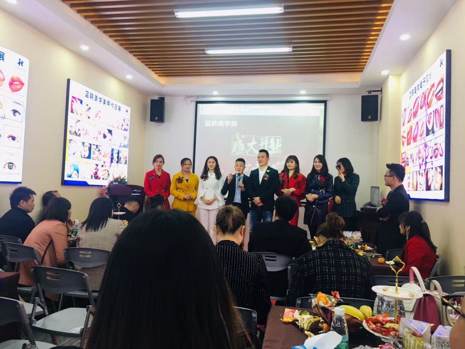 临沂阿道夫洗发水,阿道夫香氛去屑洗发水