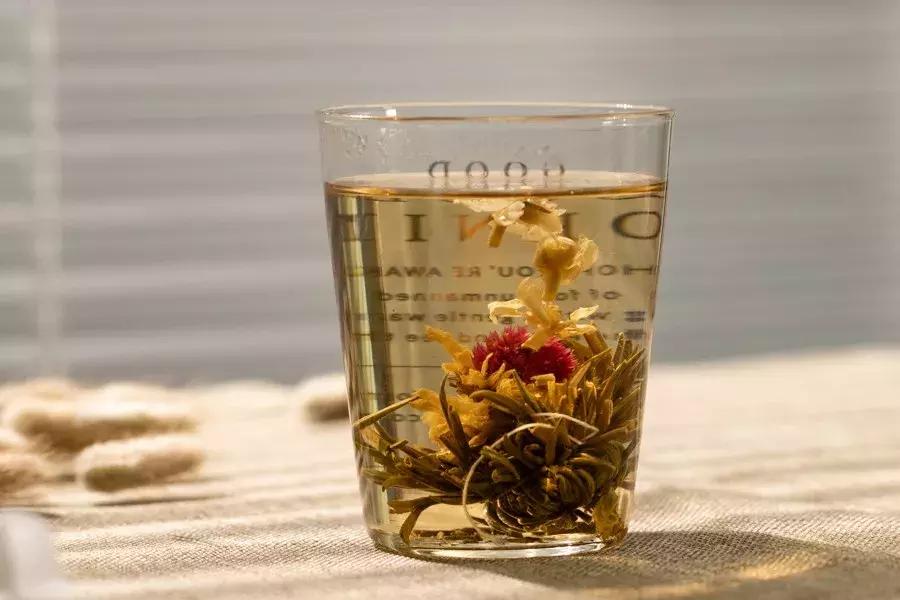 不喝没味道的白开水,不喝饮料是我最后的倔强